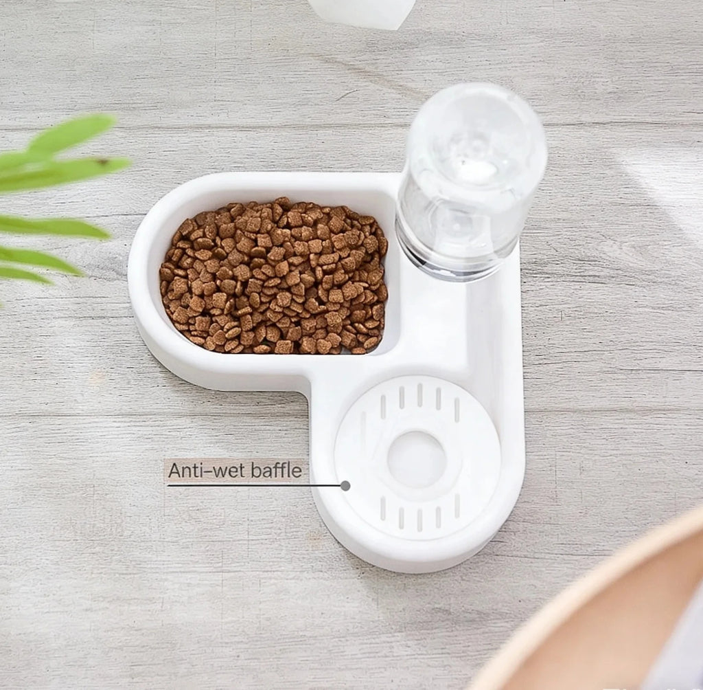 GAMELLE POUR CHIEN ( EAU INCLUS DEDANS )