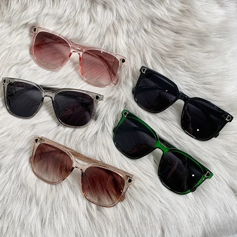 Large Frame Sunglasses for Women, UV Resistant Sunglasses for Women, Gradient Lenses for Women, High-end Anti Glare Sun Visors